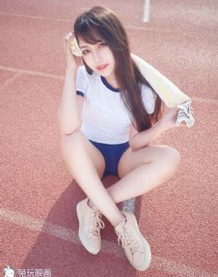 抱着娇妻被粗大陌生人玩3p