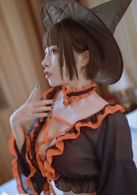 公交车揉捏大乳呻吟喘娇